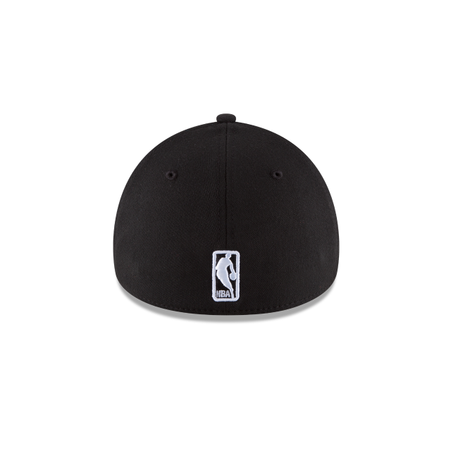 Los Angeles Lakers New Era Black Team Classic 39Thirty Flex Fit Hat
