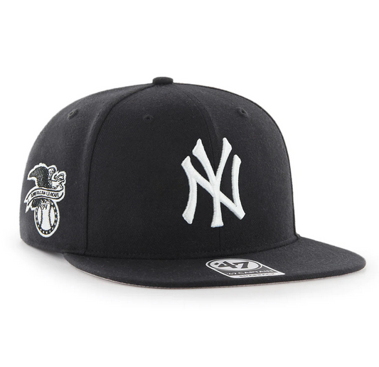 New York Yankees '47 Brand Black Captain Adjustable Snapback Hat
