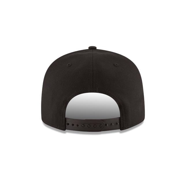 New York Knicks New Era Black 9Fifty Basic Snapback Adjustable Hat