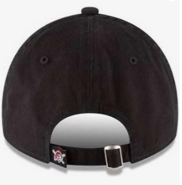 Pittsburgh Pirates New Era Black Core Classic 9Twenty Adjustable Dad Hat