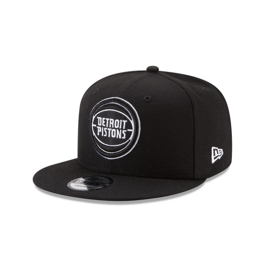 Detroit Pistons New Era Black 9Fifty Basic Snapback Adjustable Hat