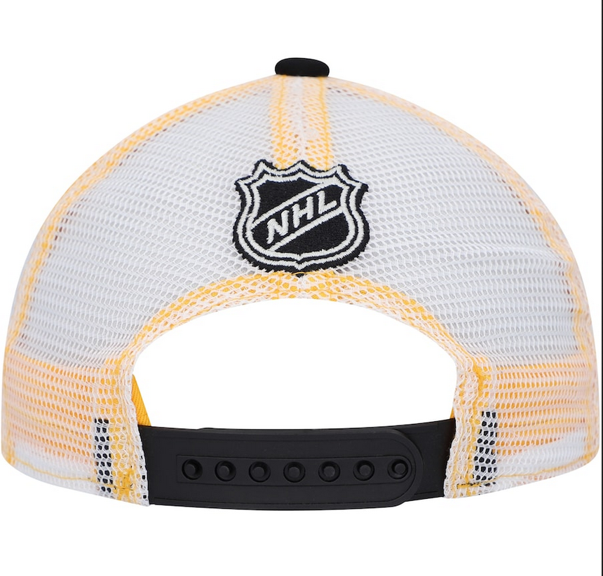 Youth Boston Bruins Outerstuff Black Core Lockup Snapback Trucker Hat